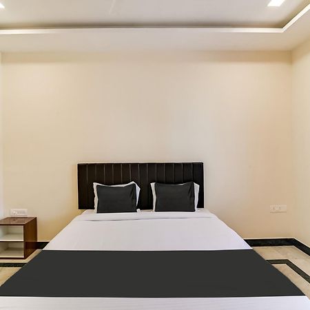 Hotel O Rj Royal Inn Vellore Exteriör bild
